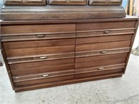 6 drawer dresser with mirror 52" x 18" x 30"