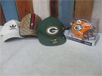 Green Bay Packers Mini Helmet + Hats