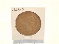 1923-S PEACE DOLLAR SILVER COIN