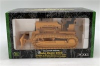 Ertl John Deere 1010 Crawler w/ Blade