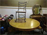Round Oak Top/Wrought Iron Base Table & 4 Chairs
