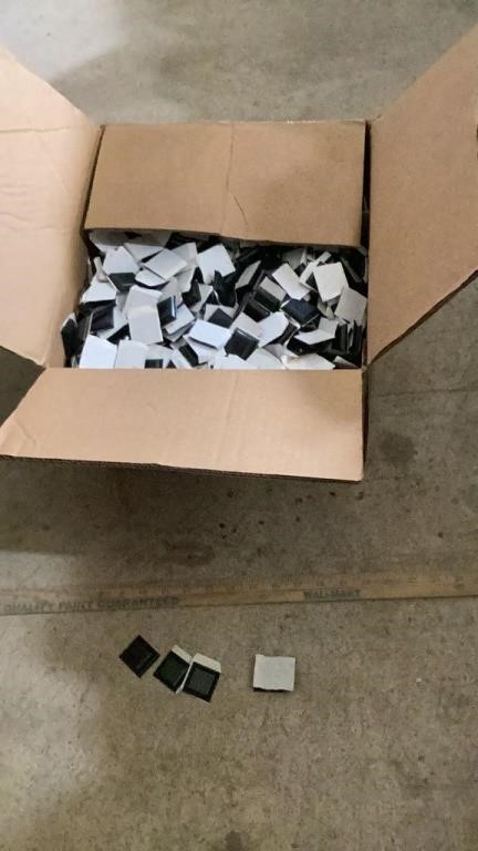 1 box of small rubber tiles