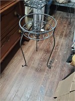 Metal Plant Stand