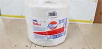 large roll of 2000 wypall work towels