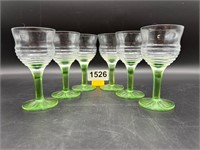 Dainty Vintage Sherry or Cordial Glasses (6)