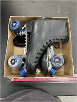 Chicago Roller skates Chicago with box