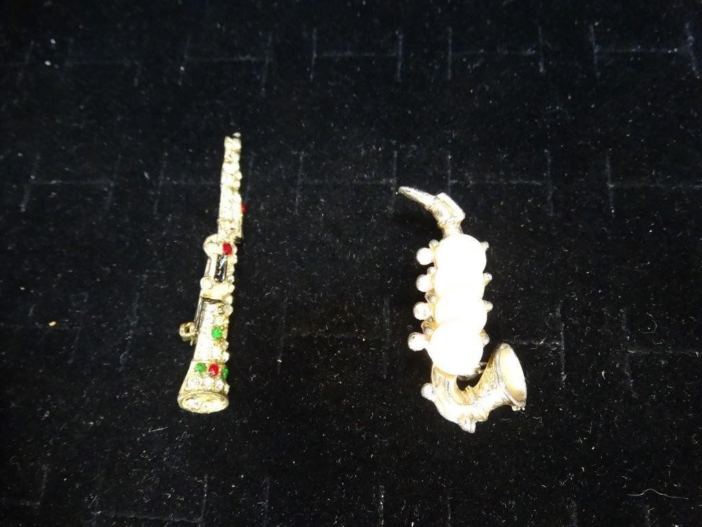 MoP Saxophone & Pink Rhinestone Claranet Brooches