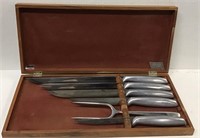 VINTAGE GERBER KNIFE SET IN WOOD CASE
