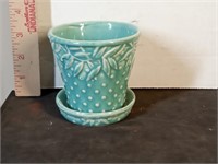 1930's McCoy Hobnail & Leaves pattern planter with