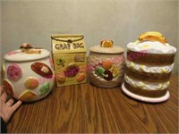 4 vintage cookie jars (banana cake -grab bag)