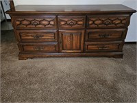 Sumter Oak Modern 9 Drawer Dresser