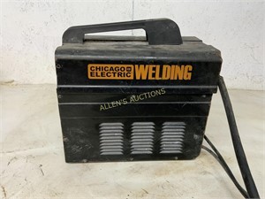 CHICAGO ELECTRIC WELDER