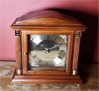 BULOVA WESTMINSTER B1843 MANTLE CLOCK