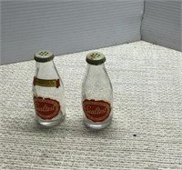 Sealtest glass bottles