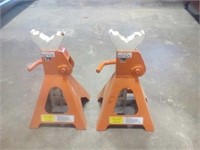 1 PR. 3 ton jack stands