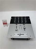 Stanton SMX- 201 Professional Preamp Mixer