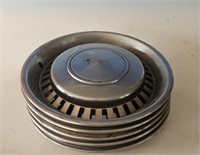 set of 5 hubcaps