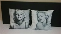 2 Marilyn Monroe Pillows Unused