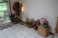 Sunroom Decor - Planters, Baskets, Lamps, More
