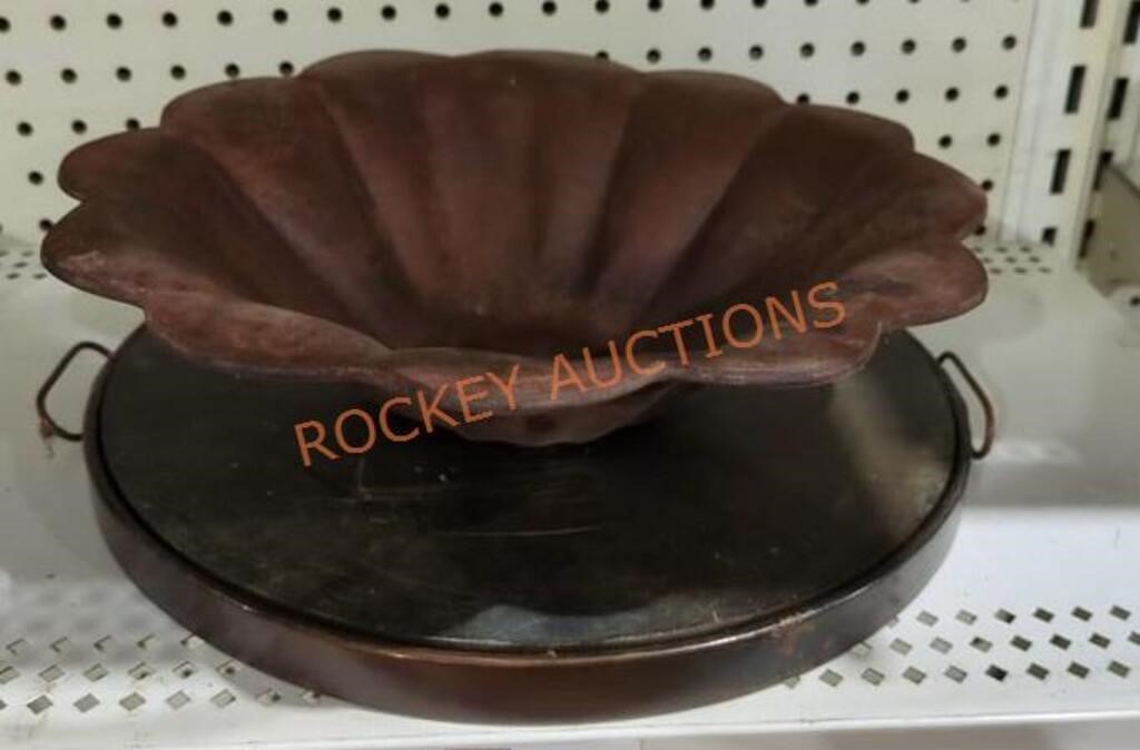 Large vintage bowl and hot tray