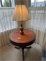 ANTIQUE MAHOGANY ROUND TABLE W/ DRAWER, 30W X 27T,