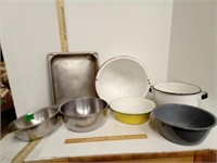 Stainless Steel Baking Pan & 2 Bowls, Enamel/