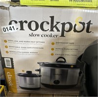 CROCKPOT SLOW COOKER RETAIL $80