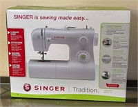 U - SINGER PORTABLE SEWING MACHINE (G56)