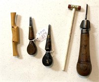Lot: 3 wooden handled screwdrivers; MARPLES wooden