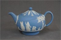 Wedgewood Jasperware 8 Cup Teapot