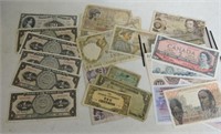 Lot of 25 foreign currency
