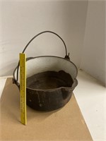 Cast Iron Bean Pot # 10 With Handle