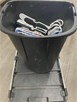 Trash can with hangers