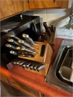 2 sets of kitchen knives