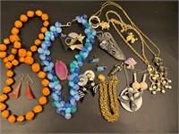 Collection of vintage jewelry