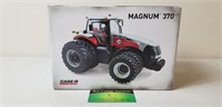 Case IH Farm Show Magnum 370, NIB, Ertl, 2012