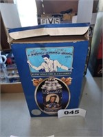 ELVIS SINGS BLUE SUEDE SHOWS STEIN IN BOX