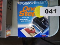 POLAROID INSTANT ONE STEP CAMERA