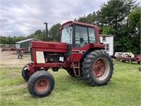 1486 IH Tractor