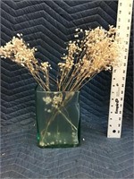Modern Thick Glass Vase with Babies Breath