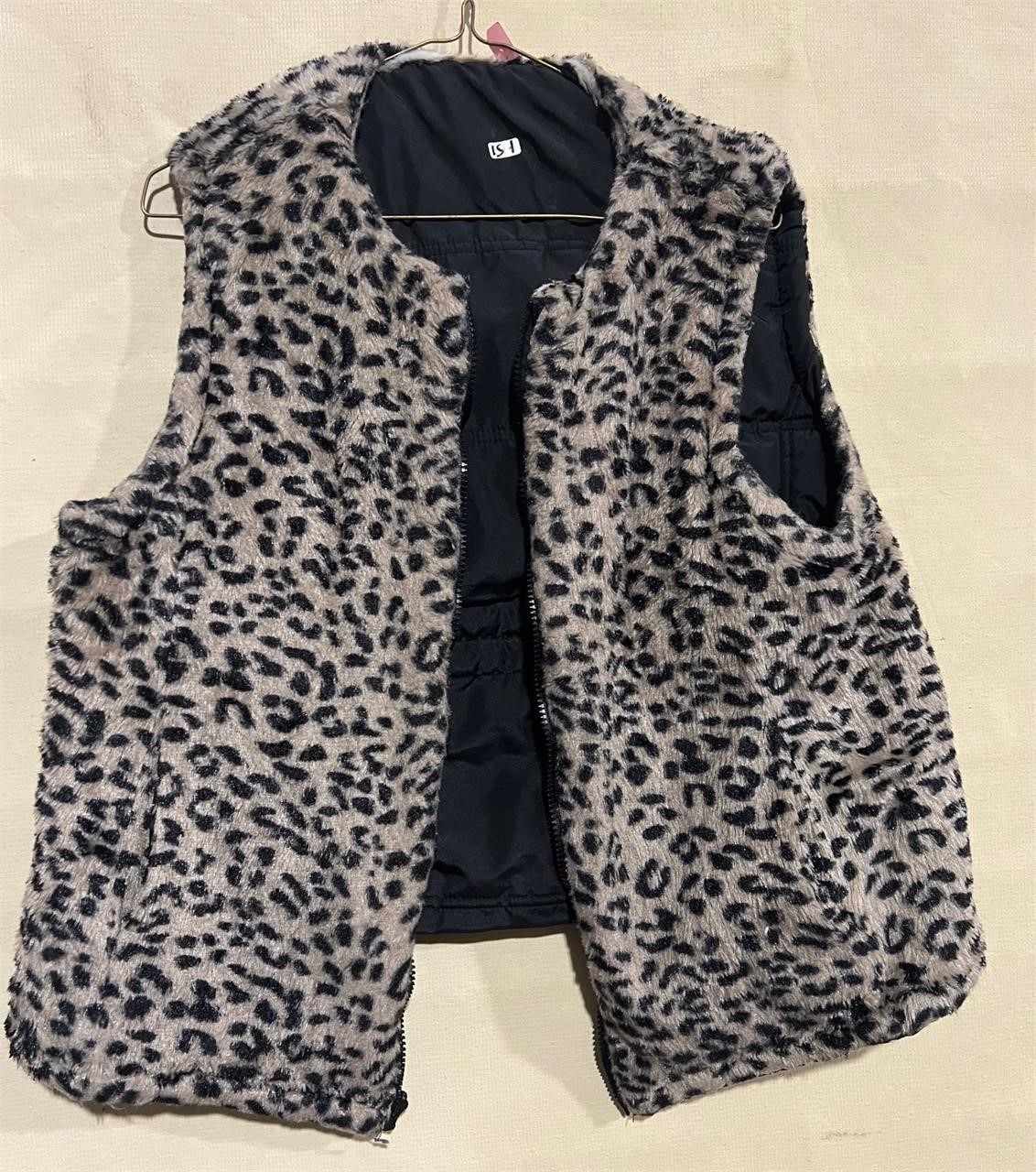 CHEETAH FAUX FUR VEST