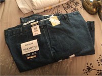 (3) Pair of Men's HAGGAR Denim Jeans 42x29