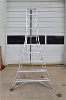 Hasegawa model GSC10AS aluminum tripod ladder, 300