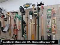 LOT, ASSORTED RAKES, SHOVELS & HOES IN THIS