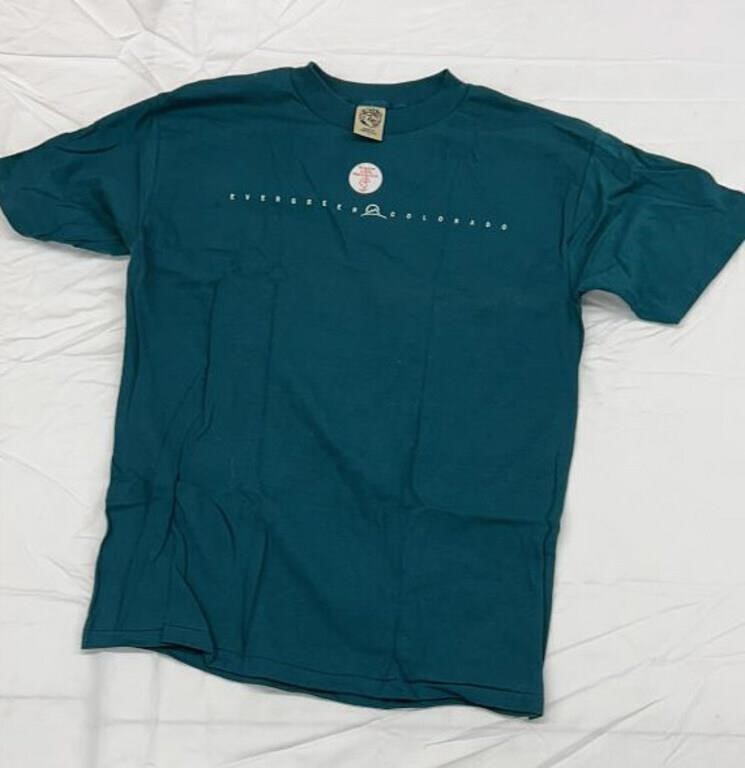 Single stitch, Colorado shirt size large