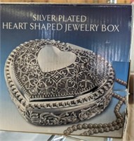 HEART SHAPED JEWELRY CONTAINER