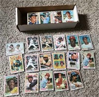 OF) 380 1978 topps baseball cards/44 year old