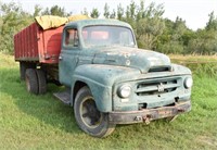 1953 IHC R-160 Grain Truck, 2spd Axel, Runs/Drives
