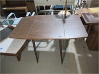 table with fold down sides