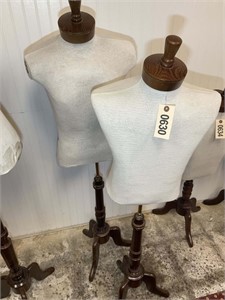 PAIR OF MANNEQUINS 55+ IN TALL